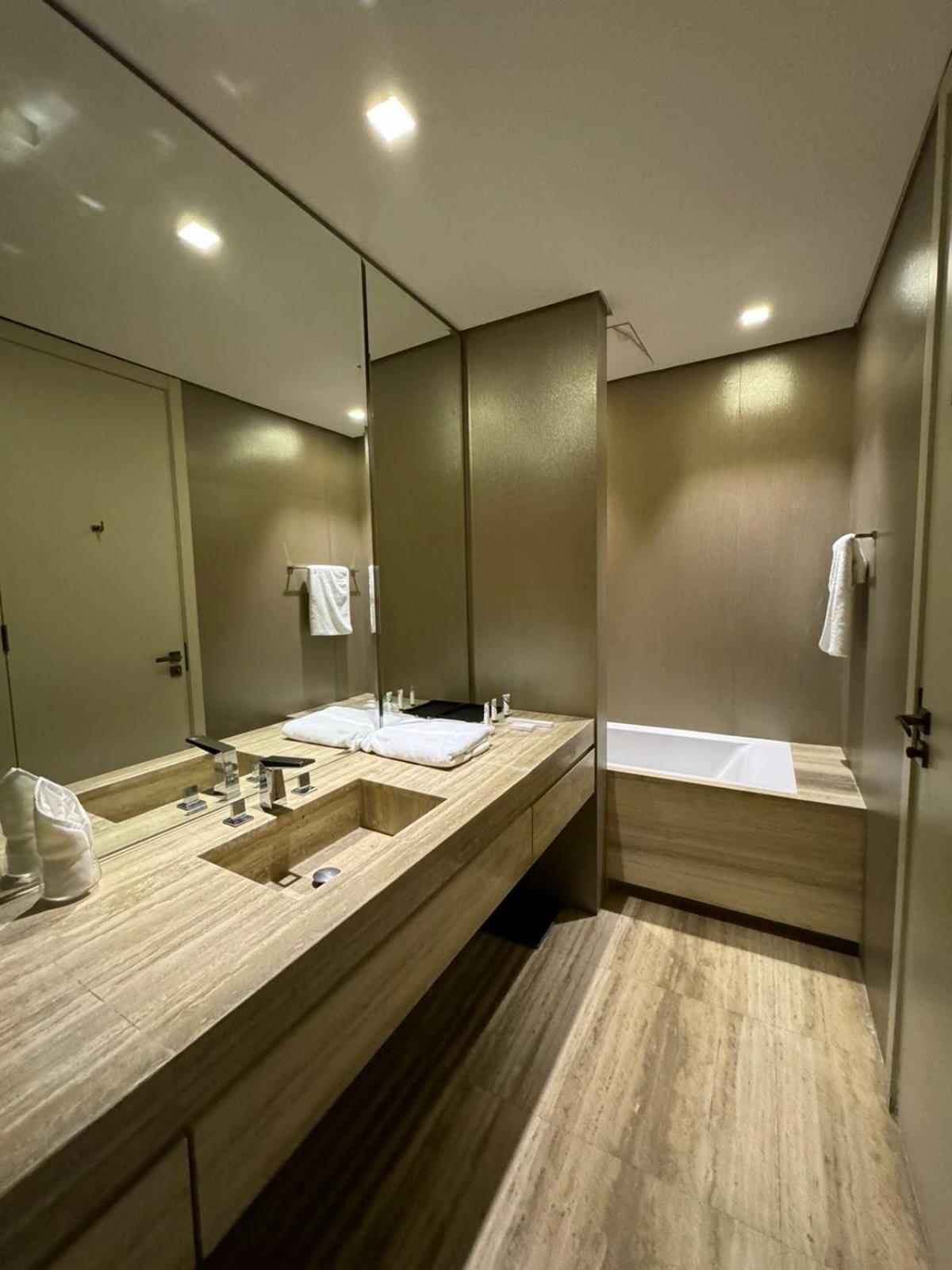 4Leisure Suites Damac Esclusiva Towers Ar Riyad Esterno foto