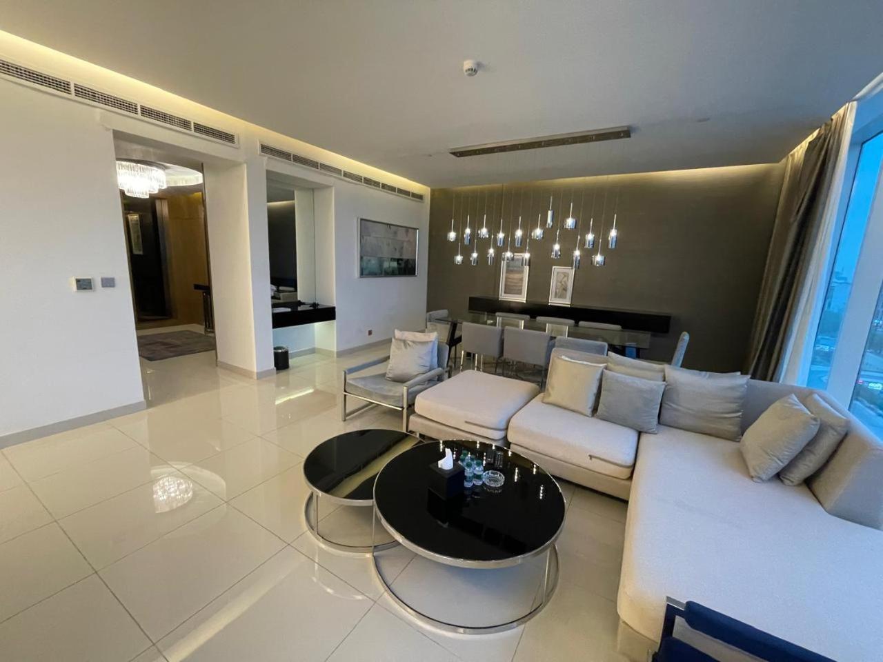 4Leisure Suites Damac Esclusiva Towers Ar Riyad Esterno foto